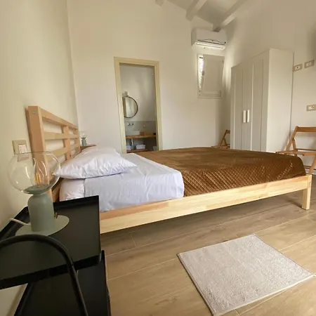 Mar Guest house *