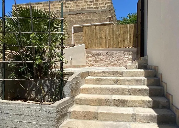 Mar Gæstehus Custonaci